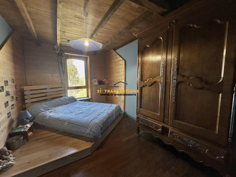 Ferme - 247 m² - 10 pièces