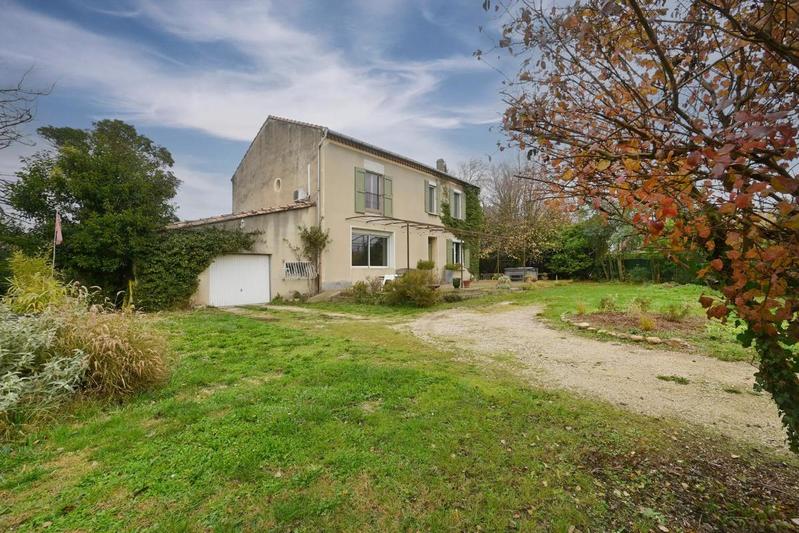 Mas - 296 m² - 7 pièces