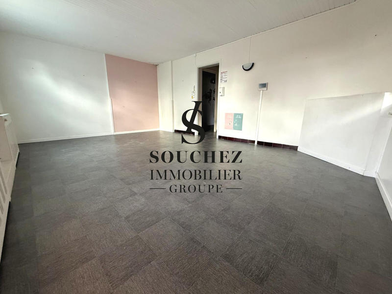 Local d'activités - 128 m² - 6 pièces