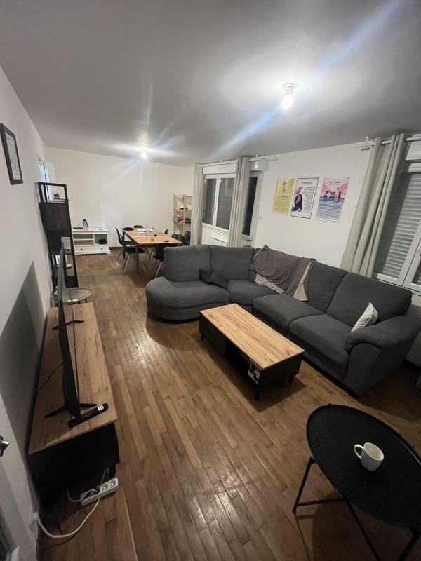 Chambre - 115 m² - 1 pièce