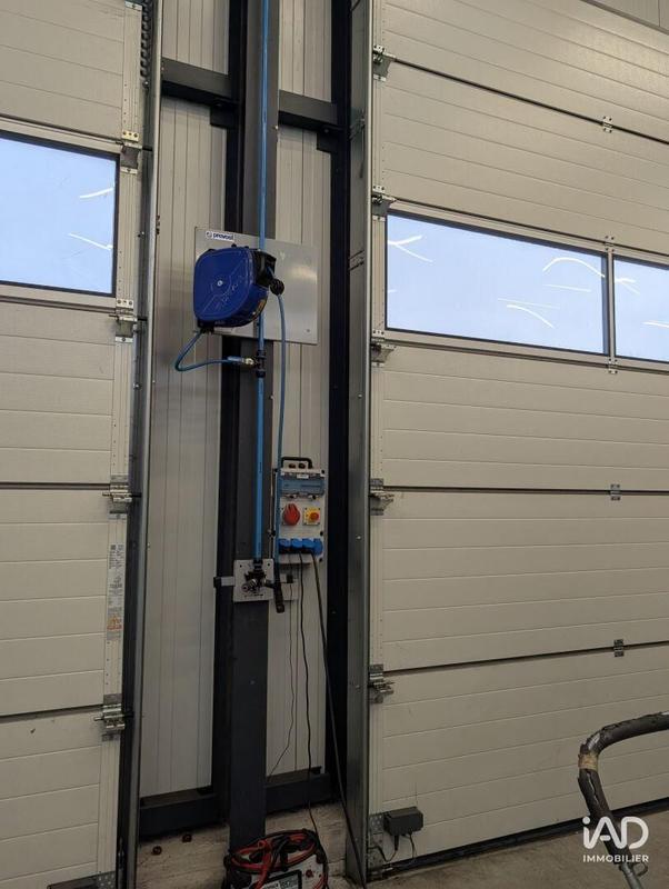 Local commercial - 765 m²