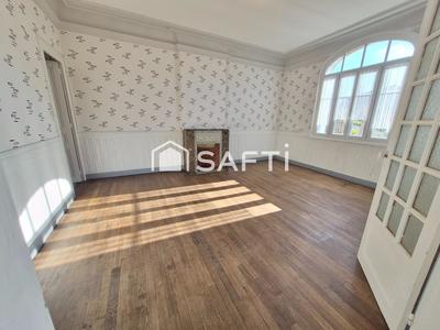 Maison - 130 m² - 6 pièces