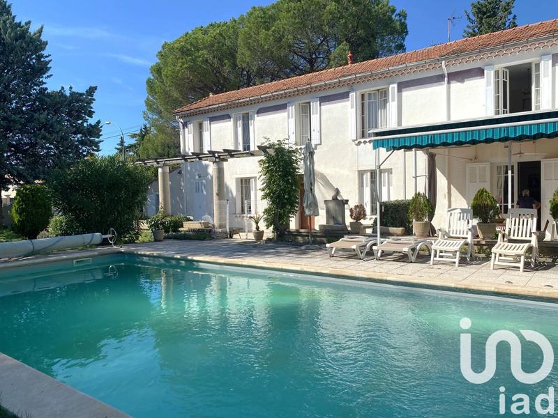 Maison - 212 m² - 8 pièces