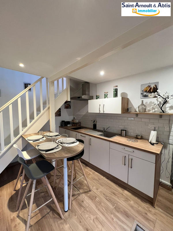 Maison ancienne - 355 m² - 14 pièces