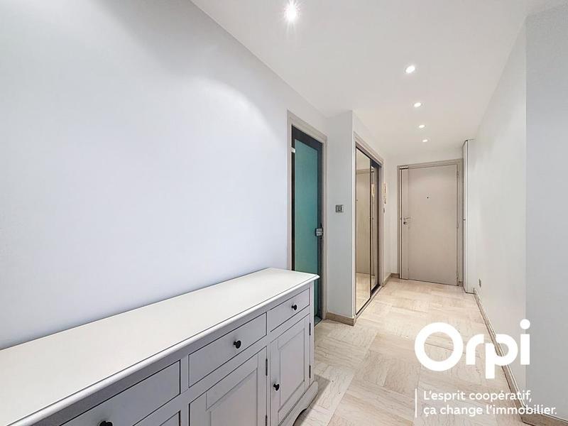 Appartement - 76 m² - 3 pièces