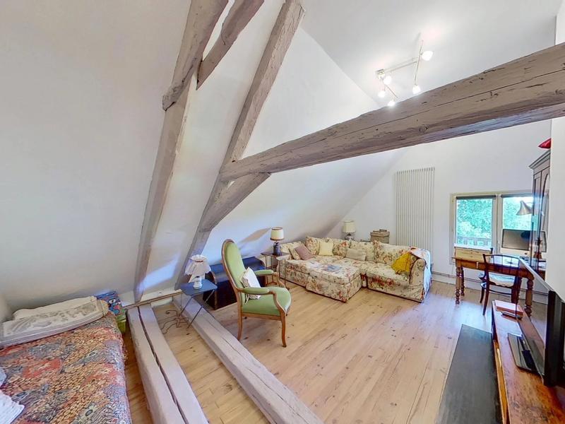 Maison traditionnelle - 248 m² - 7 pièces