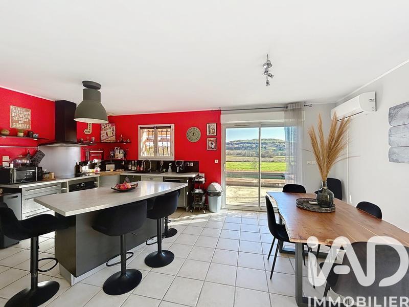 Maison - 111 m² - 5 pièces