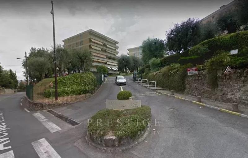 Appartement - 76 m² - 4 pièces