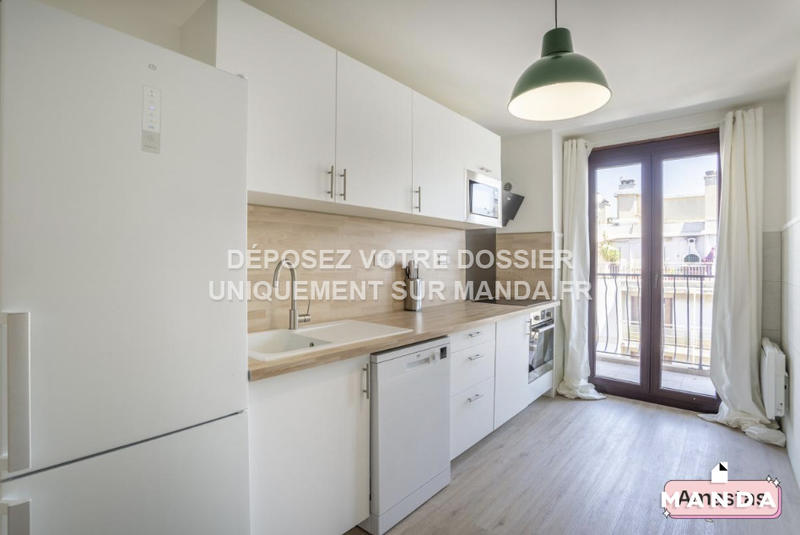 Chambre - 10 m² - 4 pièces