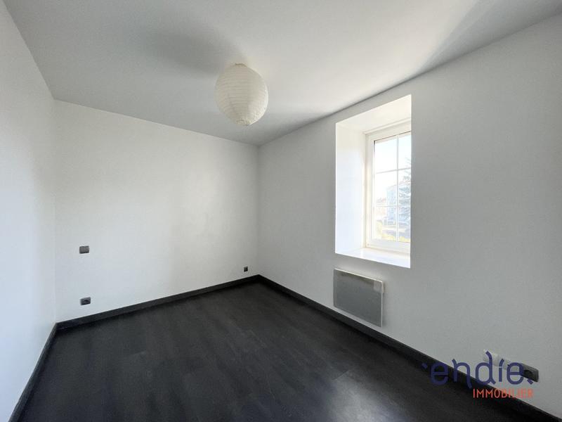 Appartement ancien - 69 m² - 3 pièces