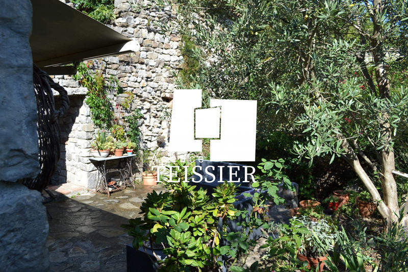 Maison - 104 m² - 6 pièces