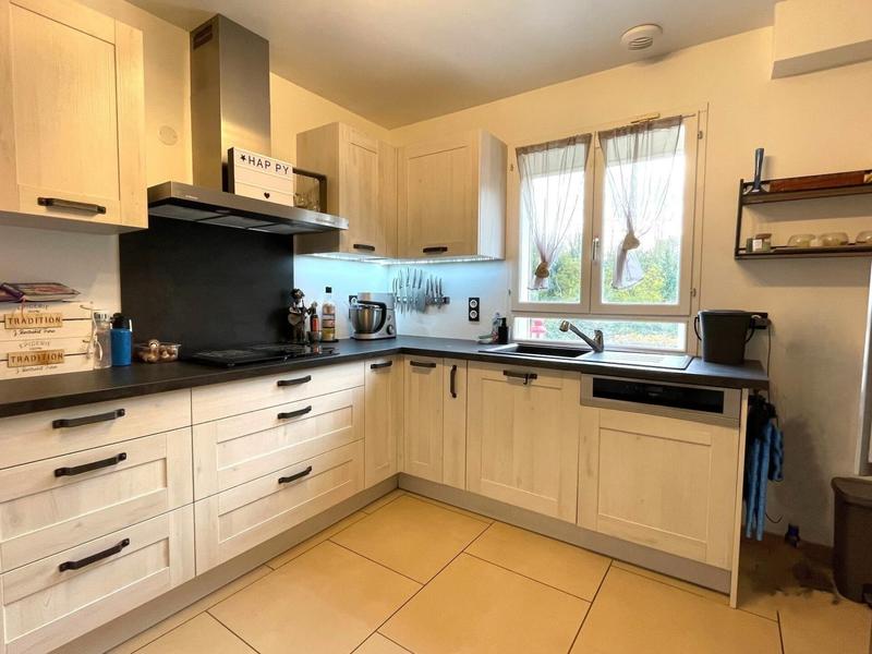 Maison - 122 m² - 6 pièces