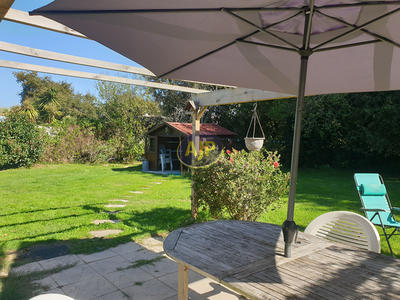 Maison - 227 m² - 6 pièces