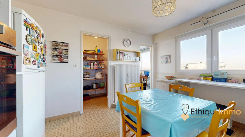 Appartement - 115 m² - 5 pièces