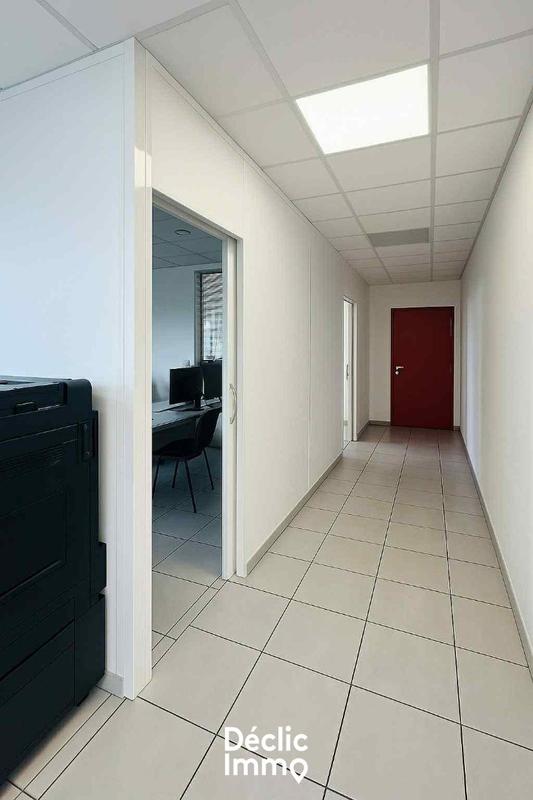 Bureau - 75 m² - 3 pièces