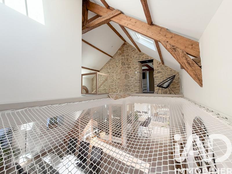 Maison - 182 m² - 6 pièces