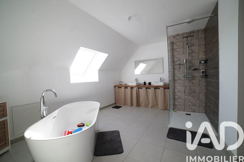 Maison - 101 m² - 4 pièces