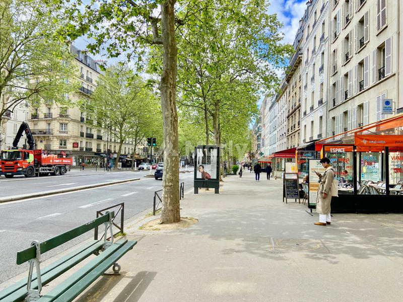 Fonds de commerce - Magasins - 63 m²