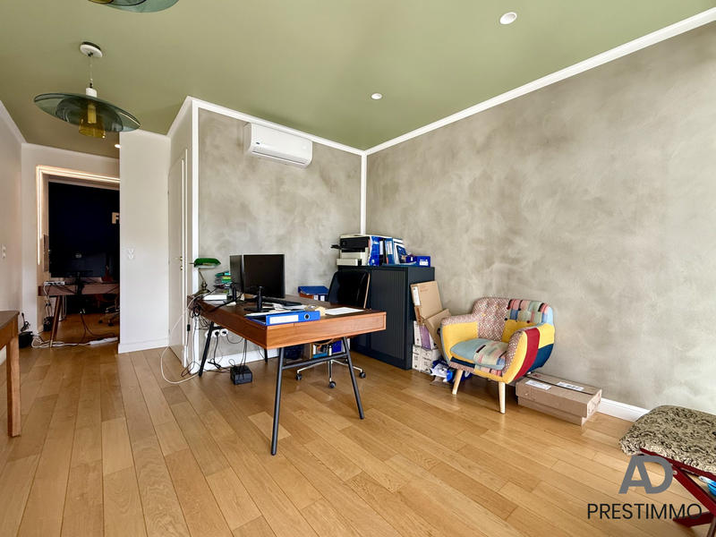 Bureau - 70 m² - 3 pièces