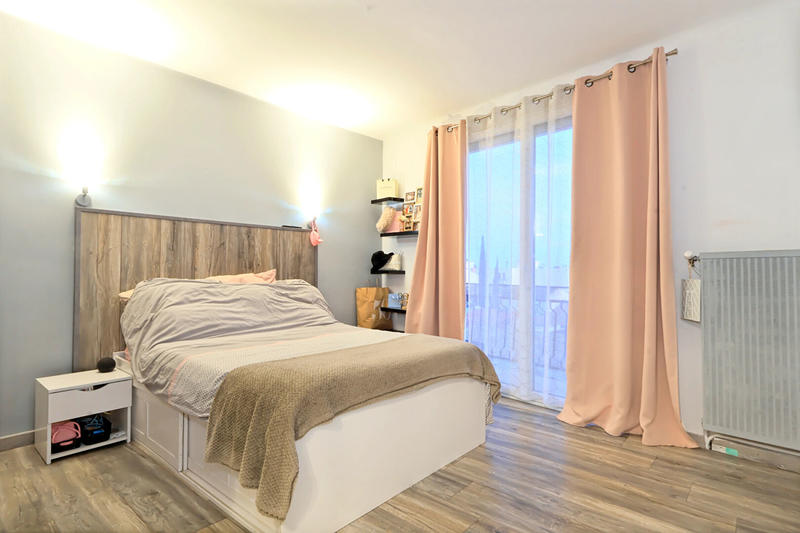 Appartement - 115 m² - 5 pièces