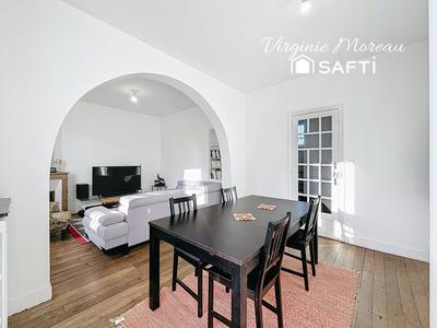 Maison - 84 m² - 5 pièces