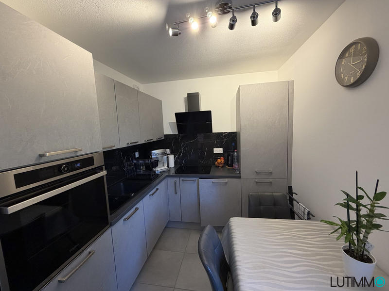 Appartement - 65 m² - 3 pièces