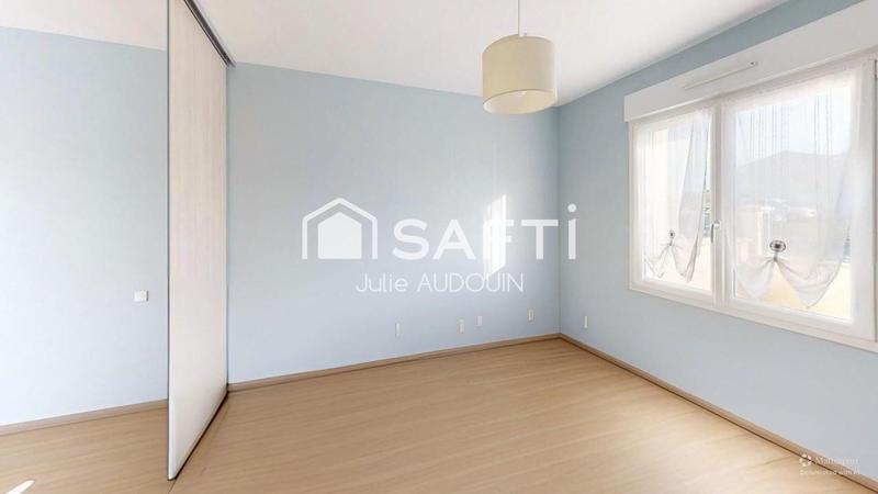 Maison - 111 m² - 4 pièces