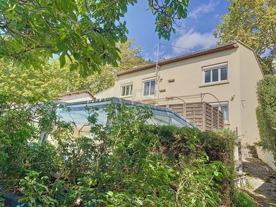 Maison - 140 m² - 6 pièces