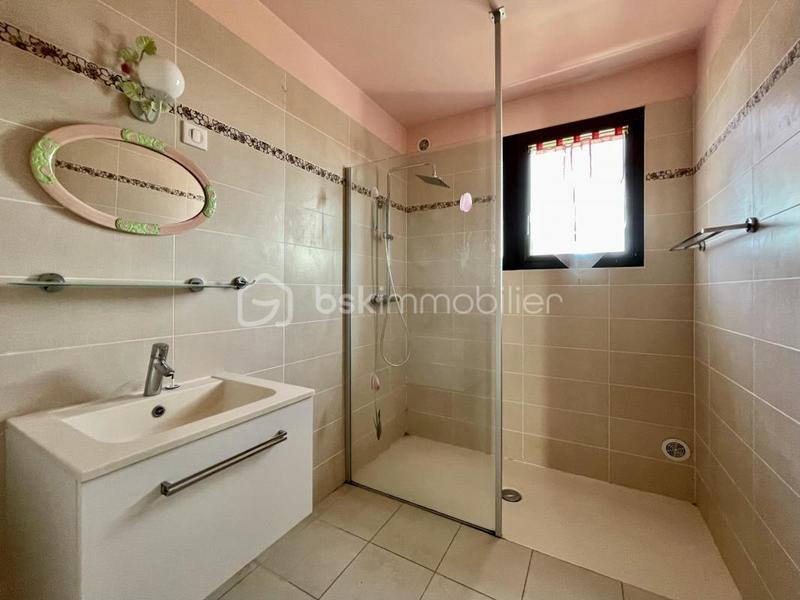 Maison - 87 m² - 4 pièces