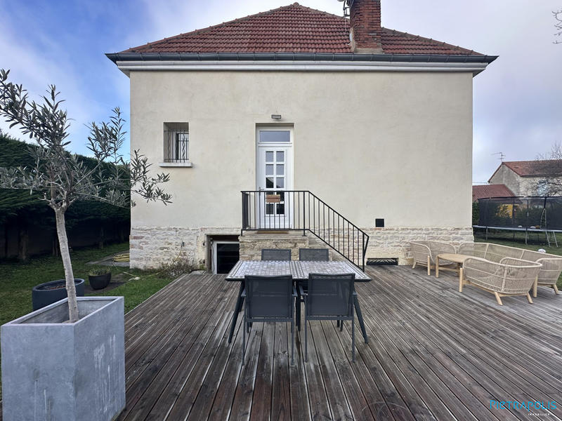Maison ancienne - 177 m² - 6 pièces