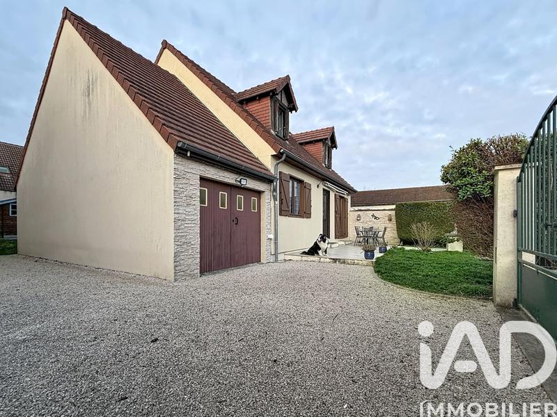 Maison - 117 m² - 6 pièces