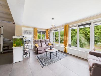 Maison - 183 m² - 7 pièces