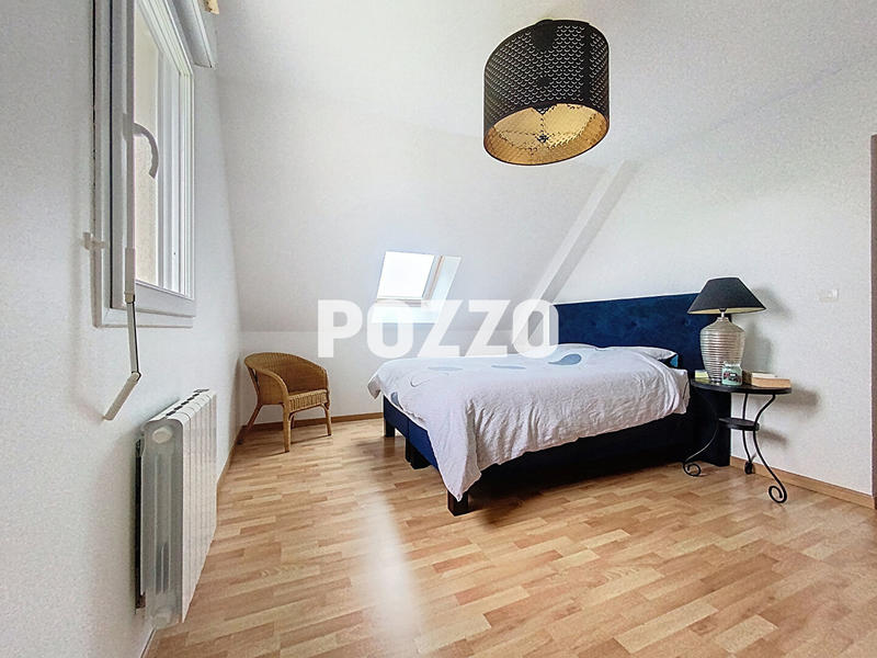 Maison - 96 m² - 5 pièces