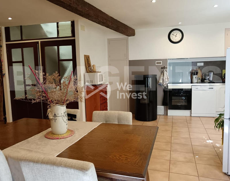 Maison - 144 m² - 9 pièces