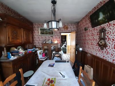 Maison - 93 m² - 5 pièces