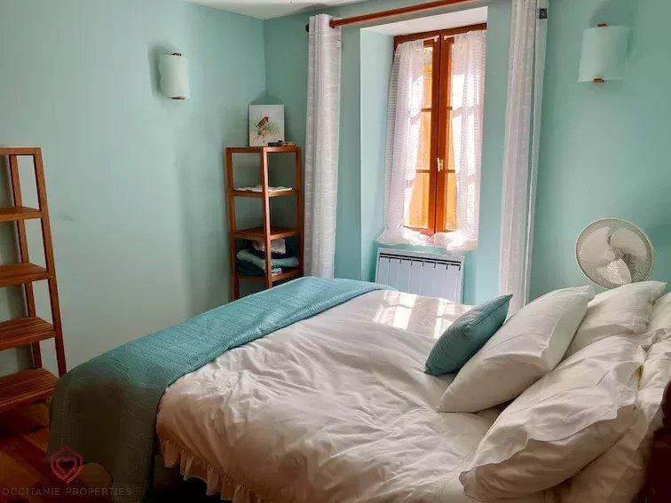 Maison de village - 180 m² - 7 pièces