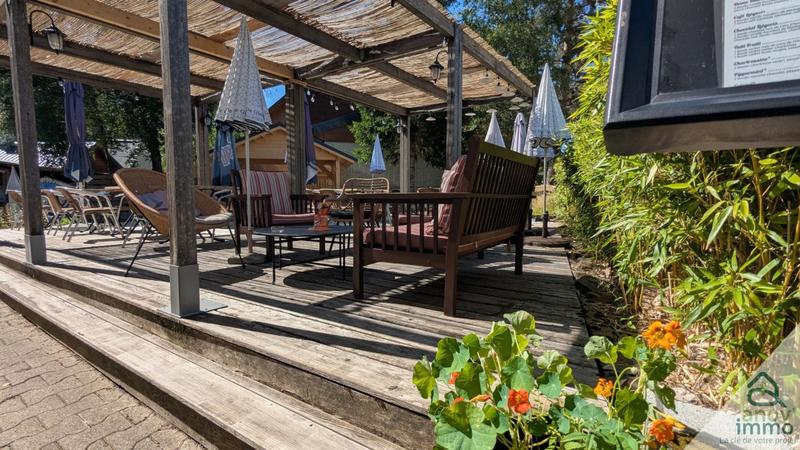 Local commercial - 384 m²