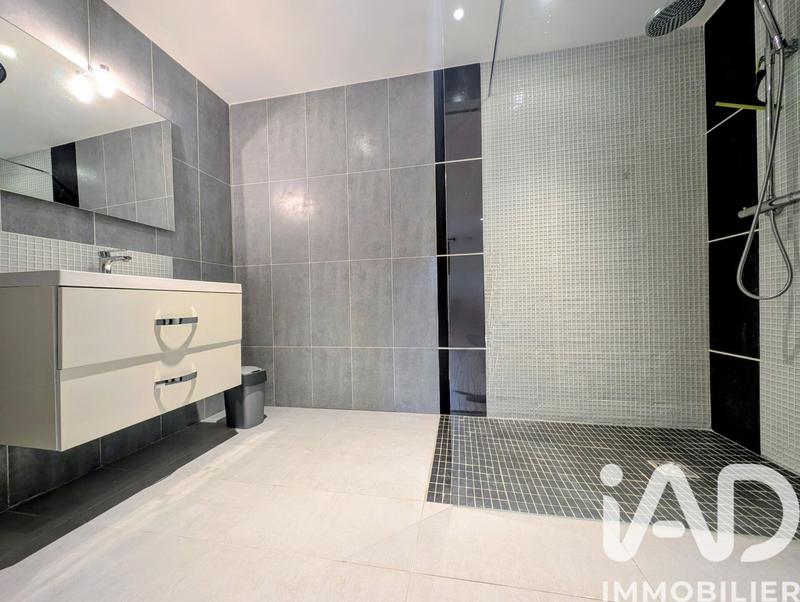 Maison - 151 m² - 5 pièces