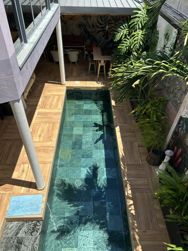 Maison - 198 m² - 10 pièces