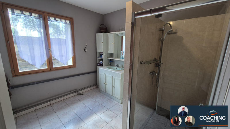 Maison - 223 m² - 8 pièces