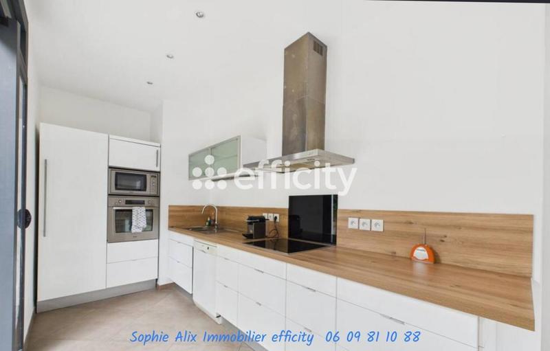 Maison - 113 m² - 5 pièces