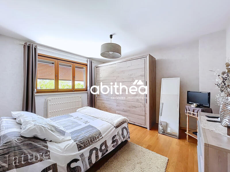 Maison - 105 m² - 6 pièces