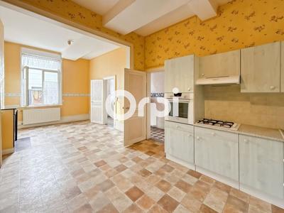 Maison de ville - 160 m² - 9 pièces