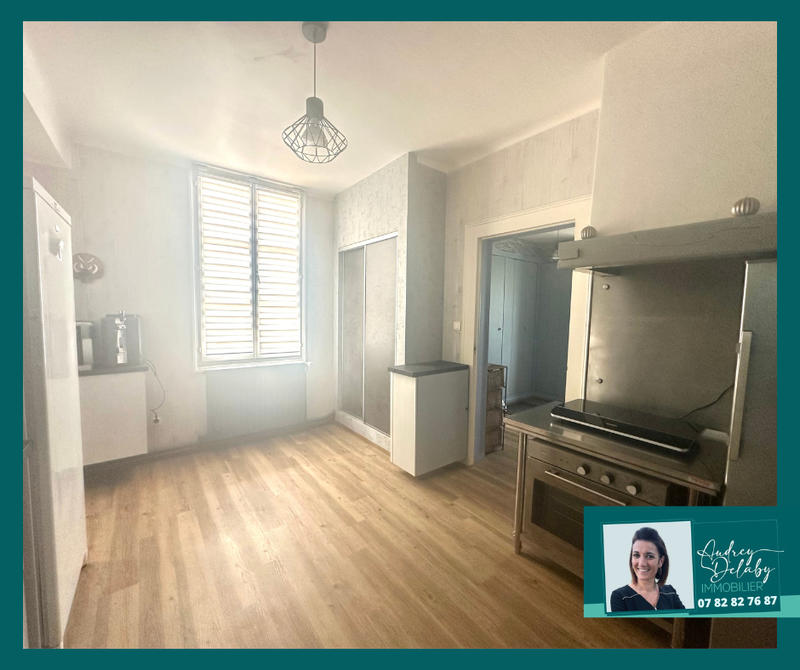 Maison - 203 m² - 8 pièces