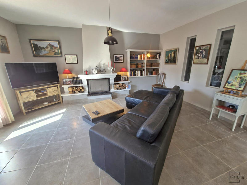 Villa - 181 m² - 6 pièces