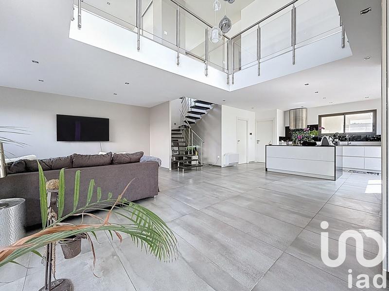 Maison de maîtres - 230 m² - 5 pièces