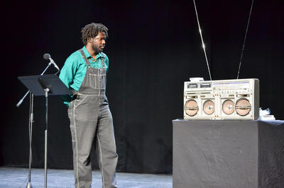 Théâtre : Zola… Pas Comme Émile !