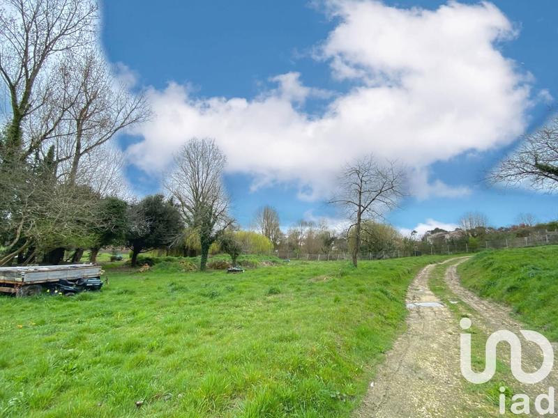 Maison - 250 m² - 6 pièces