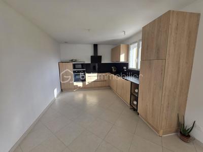 Maison traditionnelle - 121 m² - 4 pièces