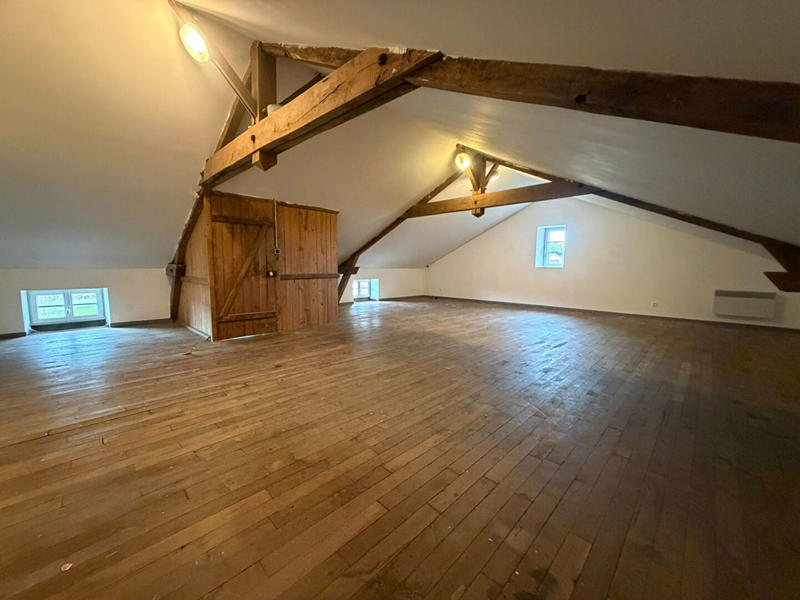 Maison - 173 m² - 8 pièces